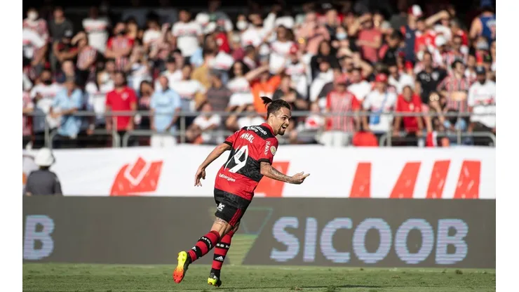 Michael foi o destaque na partida contra o São Paulo, onde completou 100 jogos com a camisa do Flamengo (Foto: Alexandre Vidal / Flamengo)