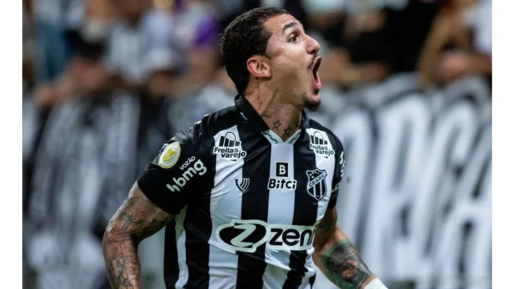 Foto: (Pedro Chaves/AGIF) - Vina quer entrar para a história do Ceará