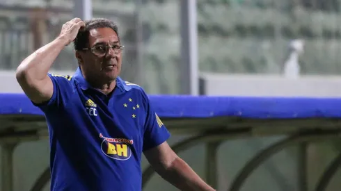 Foto: Fernando Moreno/AGIF - Treinador Vanderlei Luxemburgo