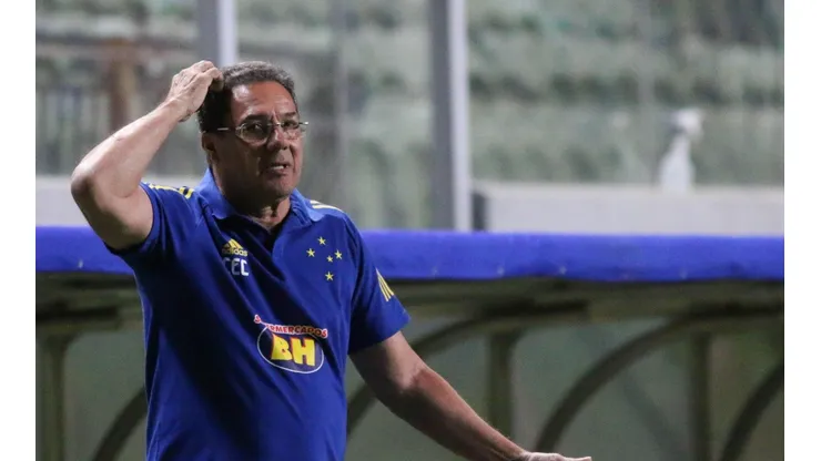 Foto: Fernando Moreno/AGIF - Treinador Vanderlei Luxemburgo