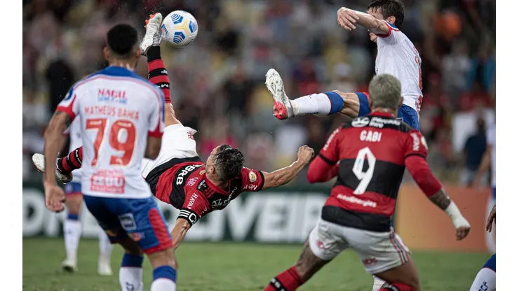 Foto: Jorge Rodrigues/AGIF - Lance polêmico gerou discussão sobre a decisão da arbitragem
