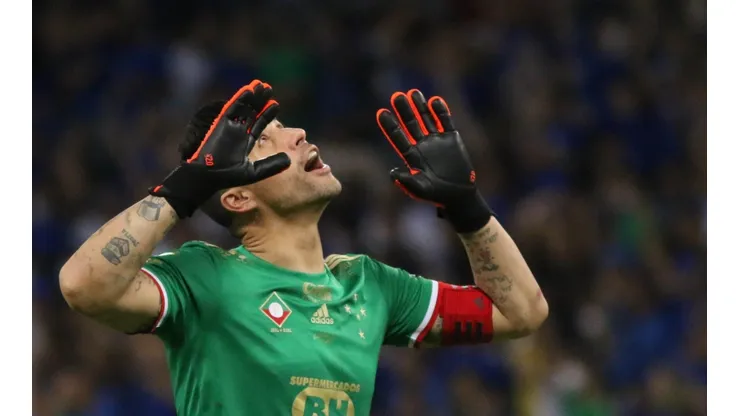 Foto: Fernando Moreno/AGIF - Fábio é um dos maiores ídolos da história do Cruzeiro