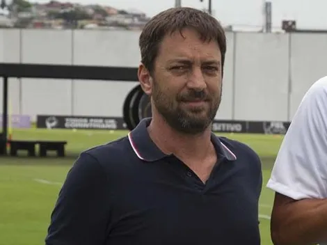 Duilio confirma saída de meio-campista do Corinthians