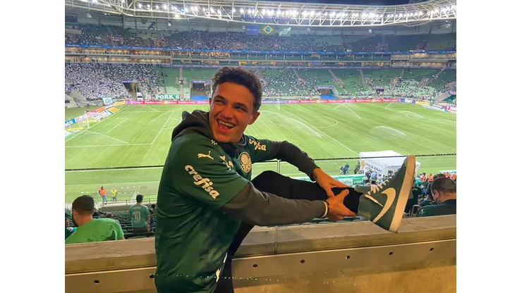 Lando Norris, da McLaren, assiste a jogo do Palmeiras antes do GP do Brasil – Imagem: Reprodução