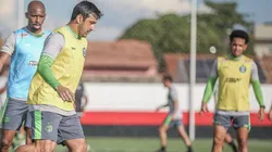 Foto: Divulgação/Coritiba - Robinho e Rafinha: medalhões disputam vaga no Coritiba