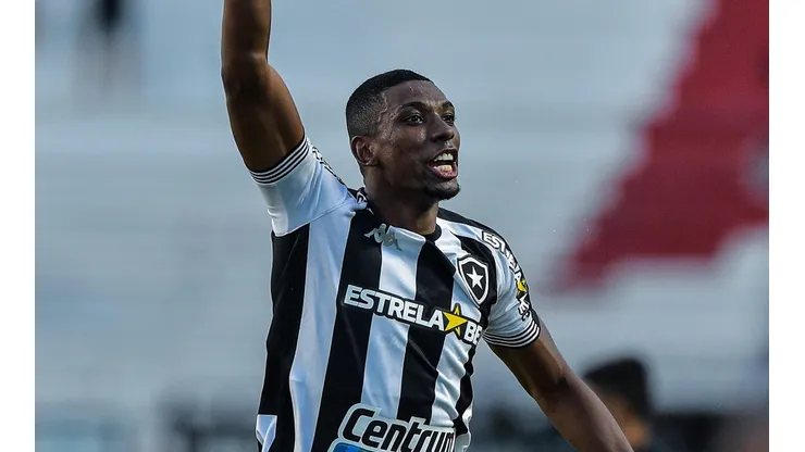 Foto: Thiago Ribeiro/AGIF - Kanu vive boa temporada no Fogão