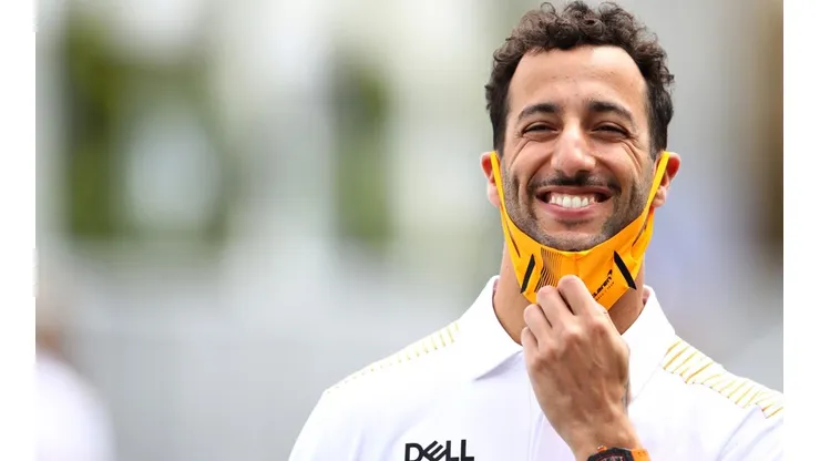 Daniel Ricciardo, piloto da Fórmula 1, já está em solo brasileiro