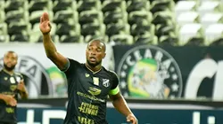 Foto: Kely Pereira/AGIF - Luiz Otávio pode seguir no Ceará em 2022