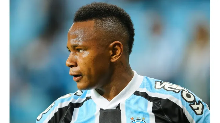 Campaz, meia-atacante do Grêmio (Foto: Pedro H. Tesch/AGIF)
