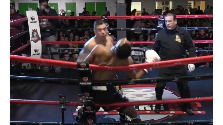 Gabriel não resistiu a dura sequencia de golpes e foi nocauteado no primeiro round | Crédito: Reprodução Youtube