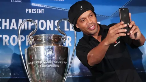 R10 revelou que curte ficar navegando nas redes sociais (Foto: Getty Images)