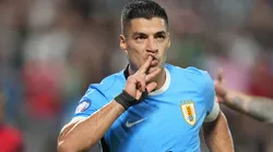 Suárez comemorando o gol de empate da partida entre Canadá x Uruguai Foto: Grant Halverson/Getty Images)