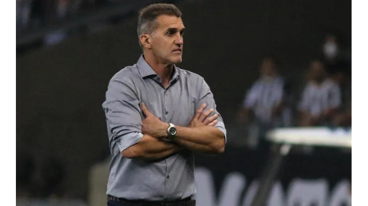 Foto: Fernando Moreno/AGIF - O técnico chegou confiante na equipe e chegou a colocar no contrato premiação caso a equipe tivesse na Libertadores em 2022