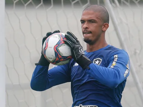 Diego Loureiro externa bastidores com Gatito no Botafogo