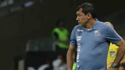 Santos tem desfalque certo para enfrentar o RB Bragantino, pelo Campeonato Brasileiro. (Foto: Fernando Moreno/AGIF)
