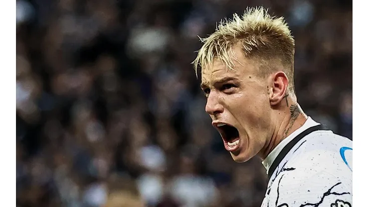 Roger Guedes vem sendo um dos melhores jogadores do Corinthians (Marcello Zambrana/AGIF)