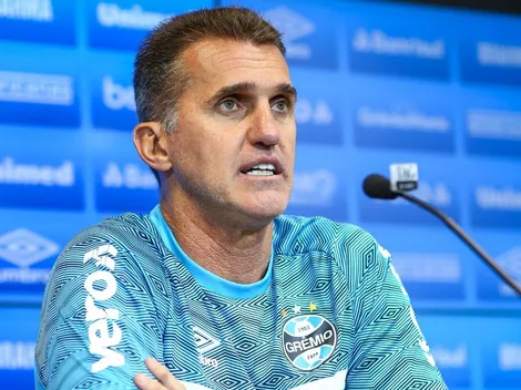 Mancini relaciona 23 jogadores no Grêmio para jogo contra o Fluminense