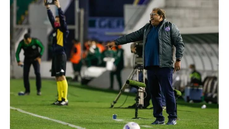 Luiz Erbes/AGIF - Guto Ferreira, técnico do Bahia