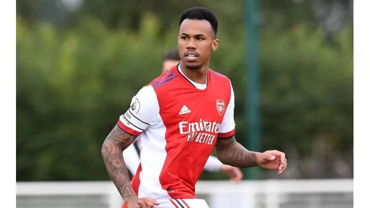 Gabriel Magalhães assume zaga da seleção brasileira