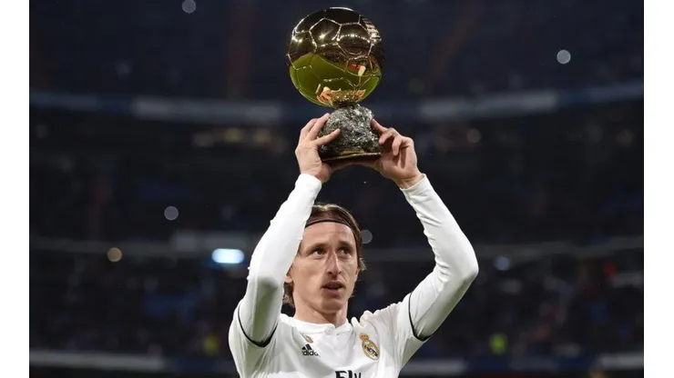 Prêmio Bola de Ouro acontece no dia 29 de novembro