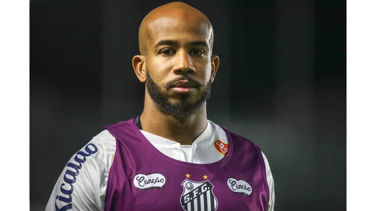 Patrick pode voltar ao time do Santos nos próximos jogos.
