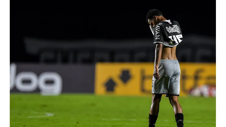 Foto: (Thiago Ribeiro/AGIF) - Riquelme é desfalque certo do Vasco