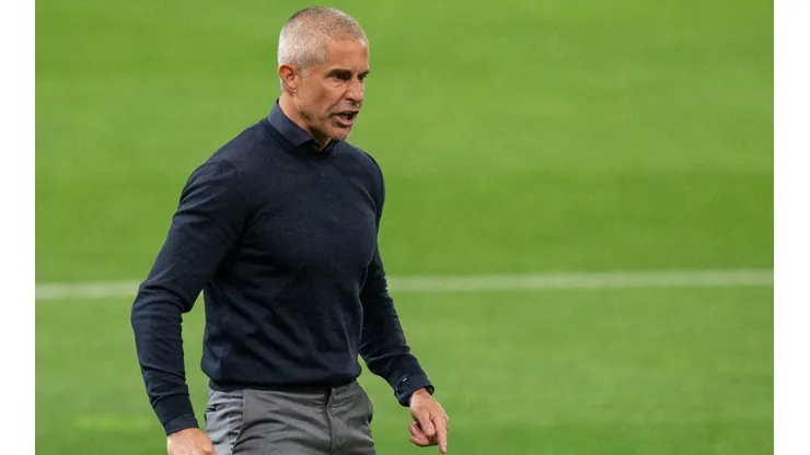 Sylvinho, treinador do Corinthians (Foto: Getty Images)