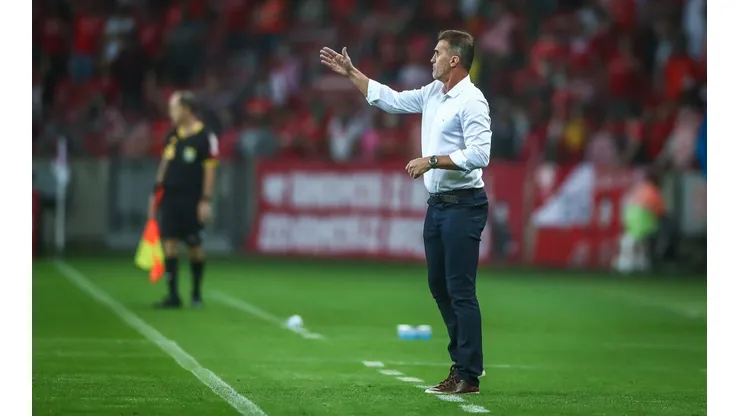 Técnico Vagner Mancini acredita em permanência do Grêmio na Série A; time tem apenas 26 pontos em 29 partidas disputadas