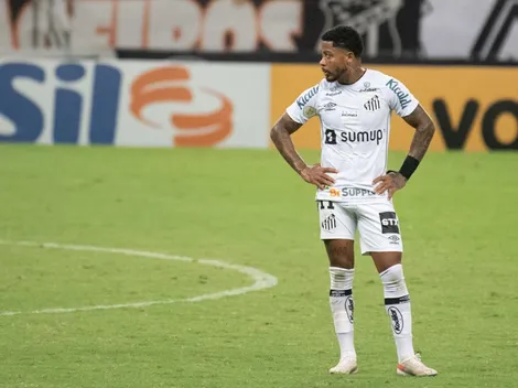 Com retorno de Marinho e sem Tardelli Carille escala Santos para clássico contra Palmeiras