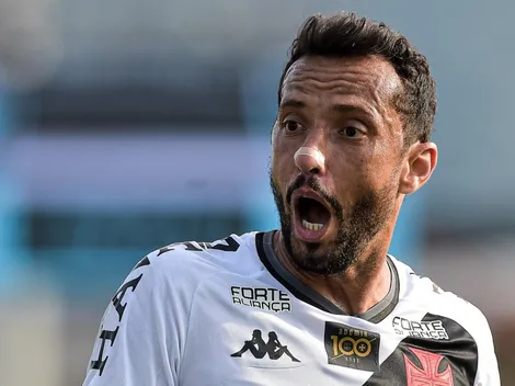 Aos prantos após goleada sofrida, Nenê revela: 'Vou ficar até o Vasco subir'