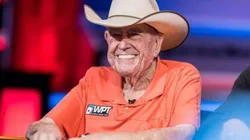 Doyle Brunson voltou para o MAin Event da WSOP (Foto: Hayley Hochstetler/PokerNews)