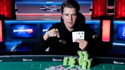 Eelis Parssinen ganhou o primeiro bracelete da carreira (Foto: Melissa Haereiti/PokerNews)