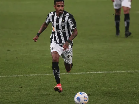 Após volante sentir coxa e virar dúvida, Tchê Tchê deverá ser titular do Atlético em clássico