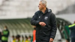 Foto: Luiz Erbes/AGIF - Tiago Nunes projetou duelo do próximo fim de semana