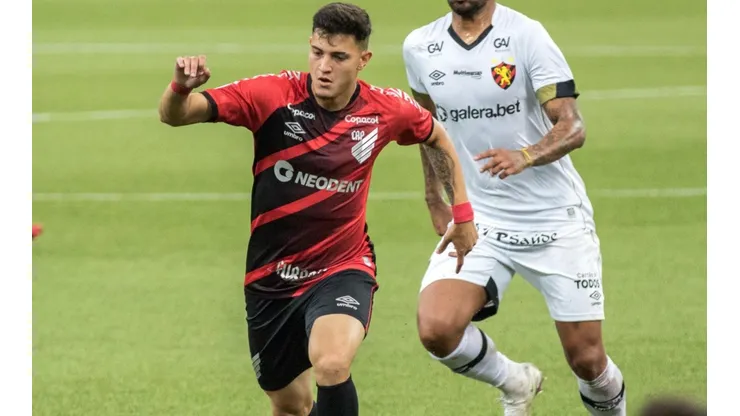 Foto: Robson Mafra/AGIF - Jader: deve ser titular no final de semana