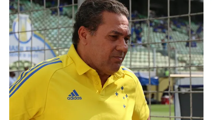 Foto: Fernando Moreno/AGIF - Luxemburgo ganhou três reforços para encarar o Londrina