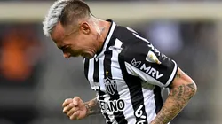 Vargas fez o gol da vitória sobre o Grêmio (Foto: Getty Images)