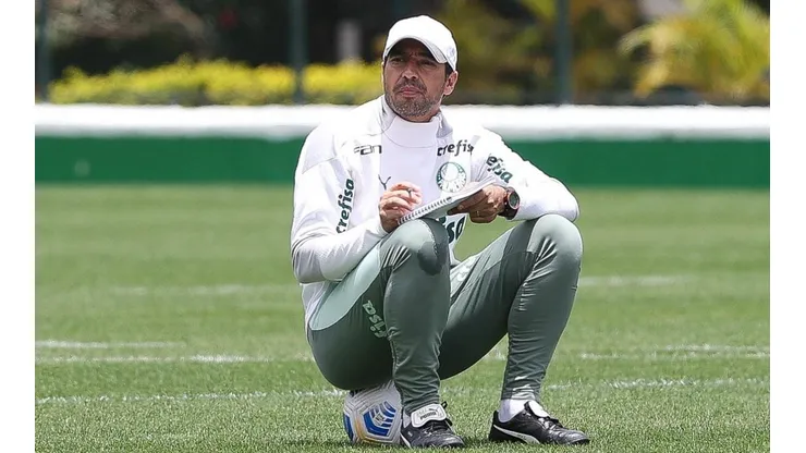 Foto: César Greco - Sociedade Esportiva Palmeiras - O técnico Abel Ferreira, durante treinamento, na Academia de Futebol