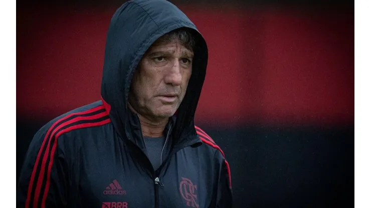 Foto: Alexandre Vidalk/CRF - Renato falou sobre a disputa pela liderança com o Atlético.
