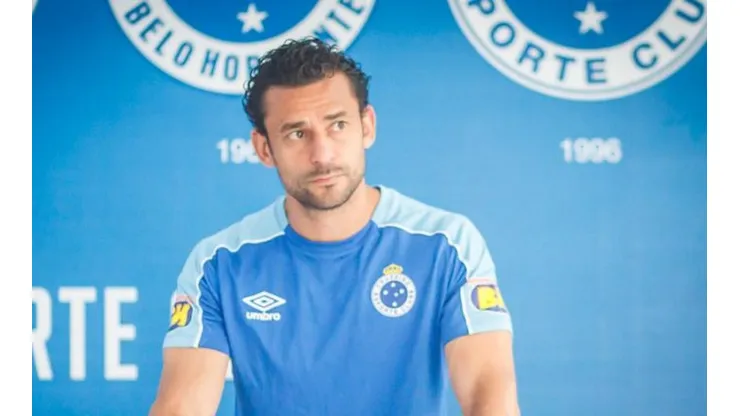 Foto: Vinnicius Silva/Cruzeiro - Fred em treinamento na Toca da Raposa, em 2019.