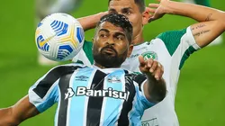 Foto: Pedro H. Tesch/AGIF - Thiago Santos: pode ser envolvido em negociação