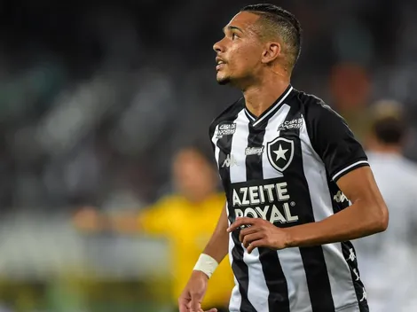 Atacante emprestado ao Grêmio deve retornar ao Botafogo