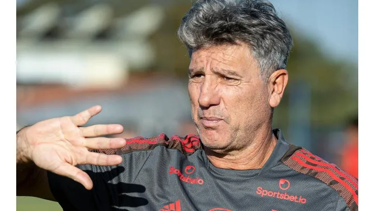 Foto: Alexandre Vidal/CRF - Renato está pressionado no cargo.