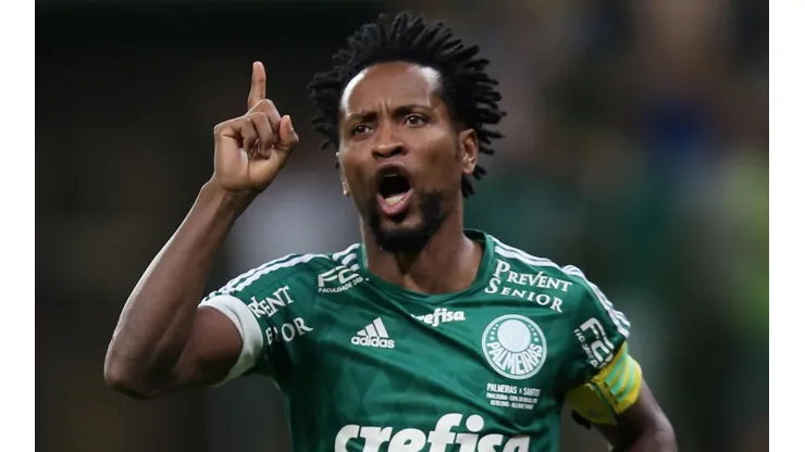 Foto: Friedemann Vogel/Getty Images | Zé Roberto anuncia volta aos gramados no Fut7