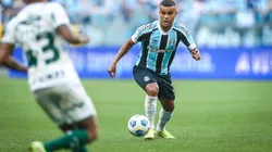Foto: Lucas Uebel/Grêmio/Divulgação - Alisson: pode perder vaga no time