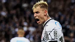 Foto: Marcello Zambrana/AGIF - Róger Guedes marcou o gol da vitória