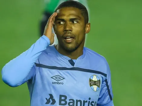 Estrela do Grêmio revela motivos para equipe estar lutando contra o Z4: "Não tinha identidade de jogo''