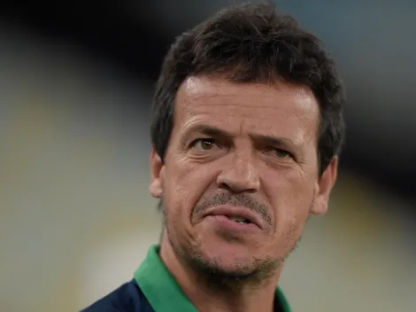 Diniz não aprova meio-campista, que perde moral no Vasco