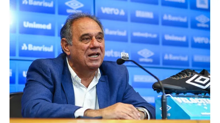 Foto: Lucas Uebel/Grêmio/Divulgação - Dênis Abrahão: dirigente do Grêmio revelou papo com Leonardo Gaciba