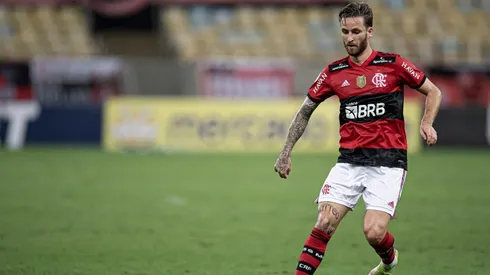 Léo Pereira falou sobre a vitória contra o Atlético-MG (Foto: Jorge Rodrigues/AGIF)